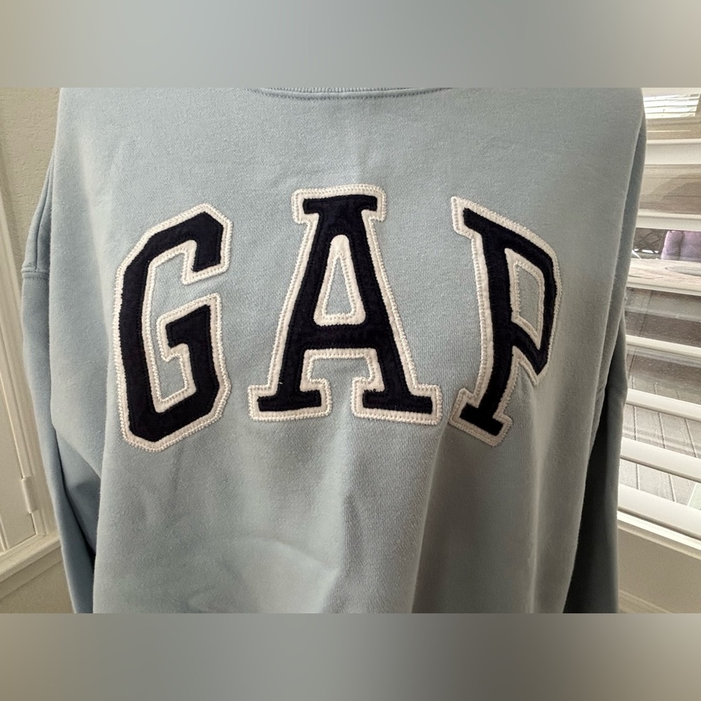 GAP Light Blue Sweatshirt - Picture 2 of 4